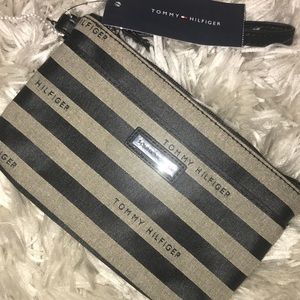 Tommy Hilfiger wristlet